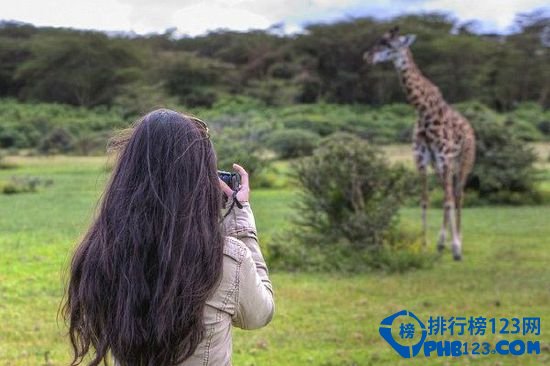 最不适合女性单独旅游的国度