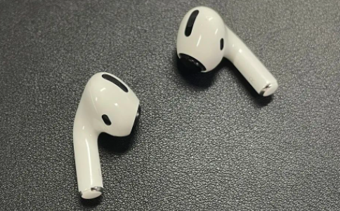 airpods3和airpodspro一样吗4