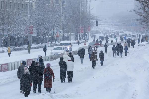 降雪是怎么形成的 降雪46小时通辽积雪深度破纪录